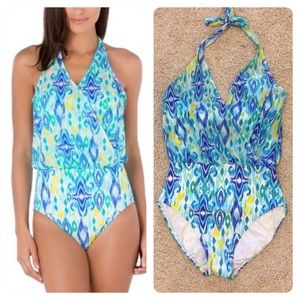 NWT! LA BLANCA  SHIRR BRILLIANCE  ONE PIECE HALTER